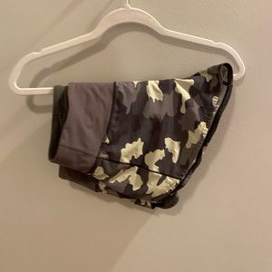 Lululemon Speed Up Shorts - Camo 4”